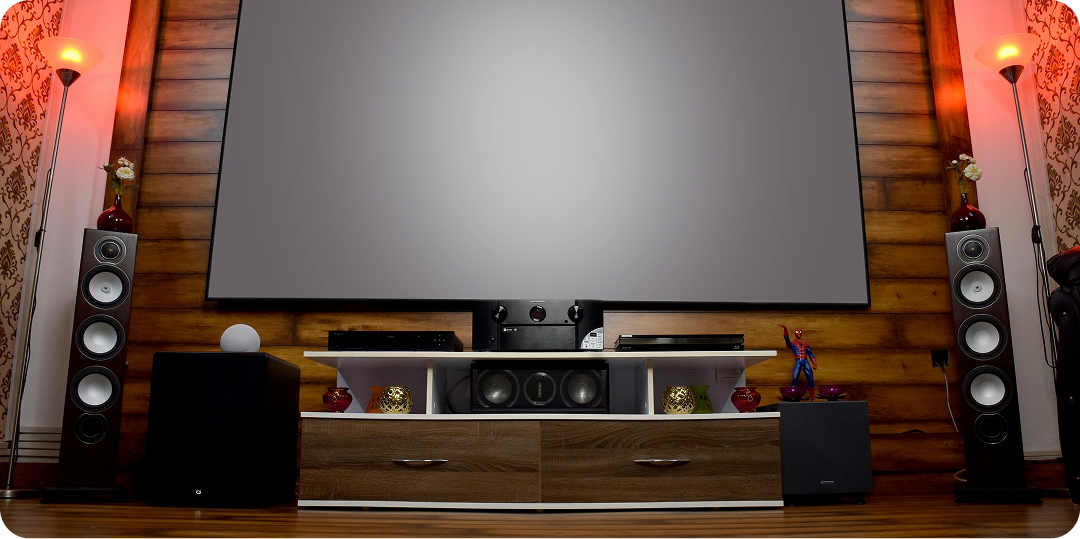 living-room-8578263_1920 1 (4)